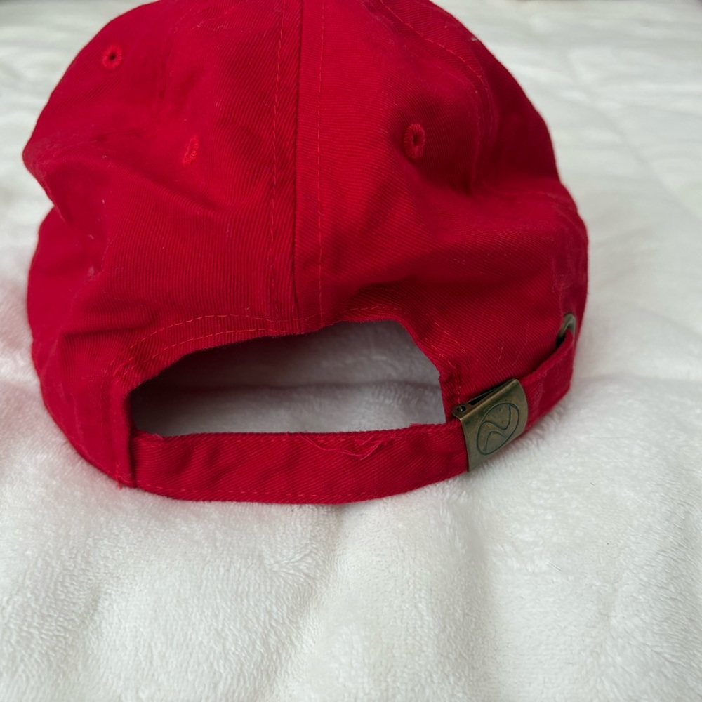 Red Embroidered Slogan Cap - Picture 3 of 3